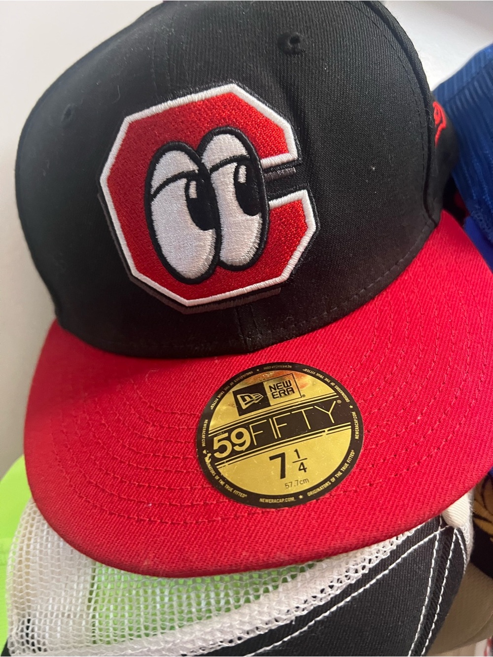 Chattanooga Lookouts On Field
Road Cap 71/8